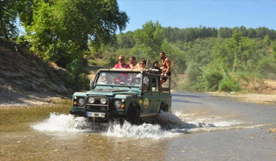 Jeep Safari