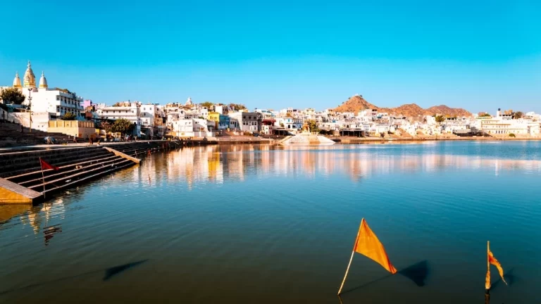 Pushkar Travel Guide: Explore Savitri Mata Temple, Brahma Temple, Bazaar & Lake